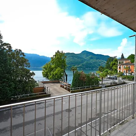 Sunny With View Apartment *